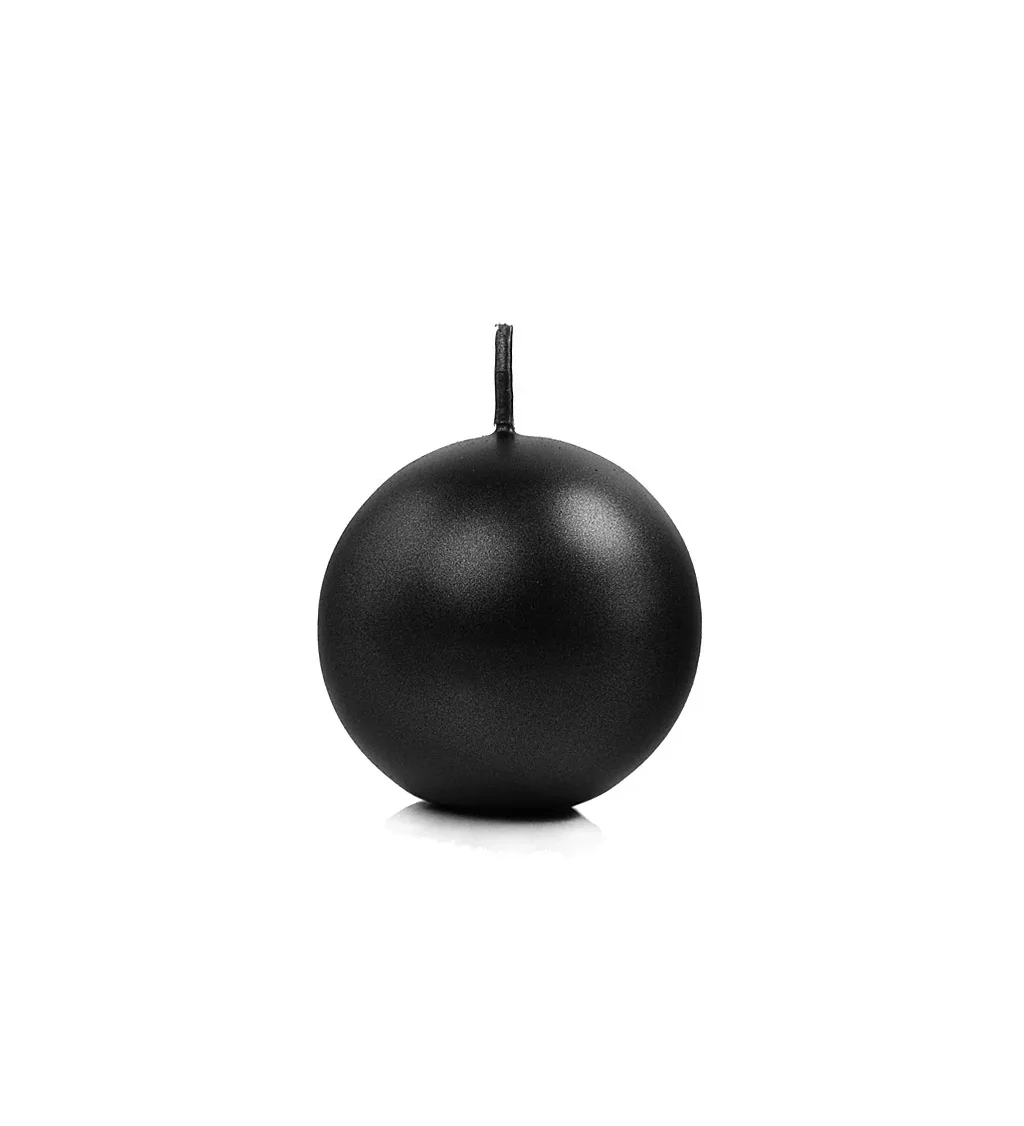 Černá svíčka ve tvaru koule